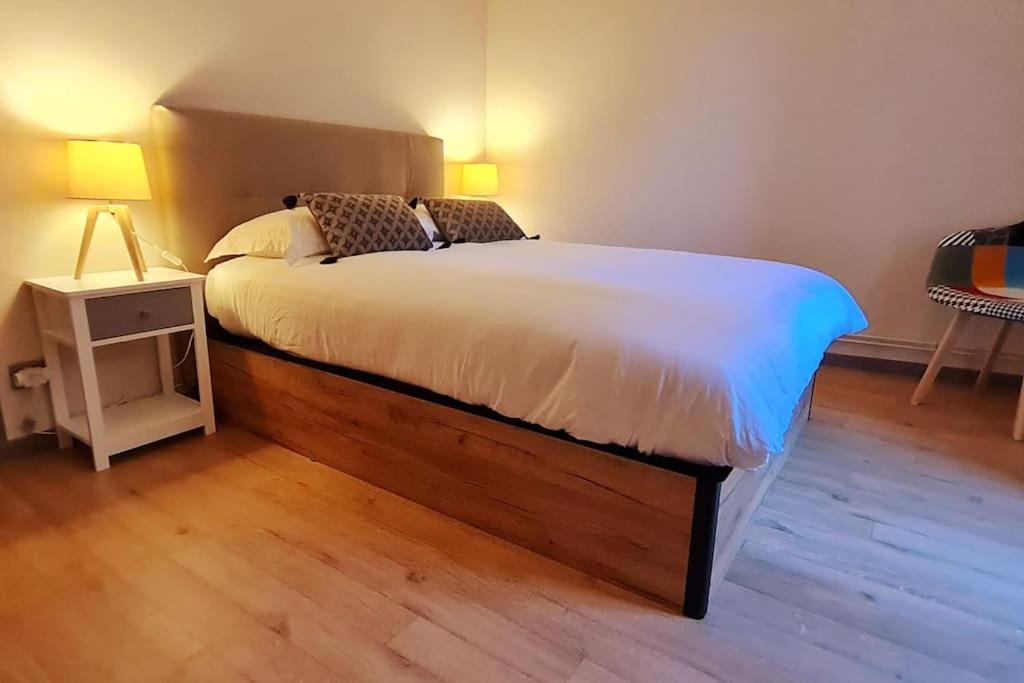 Le 56 Faubourg - Proche Centre - Parking Gratuit Apartment Beaune  Bagian luar foto